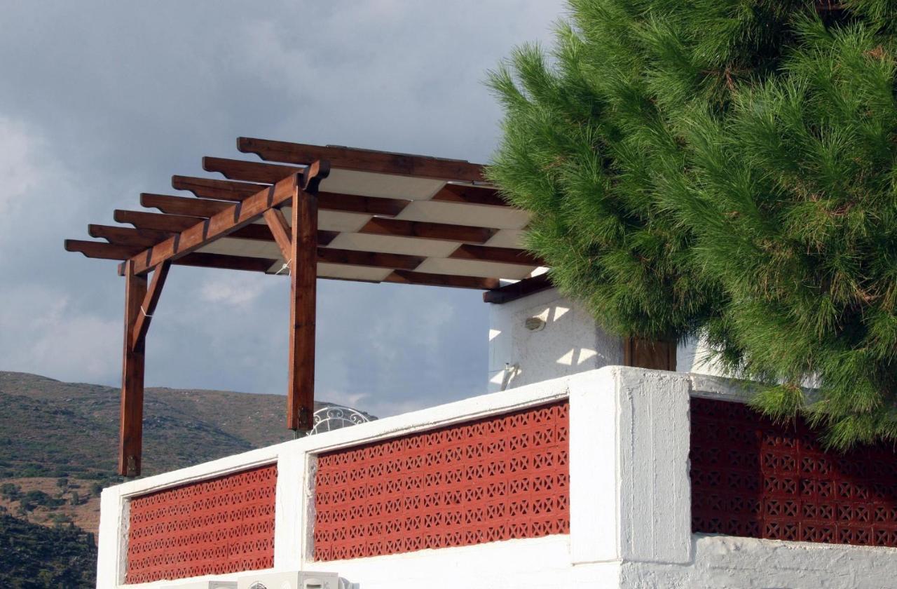 St George Studios & Apartments Batsi  Luaran gambar