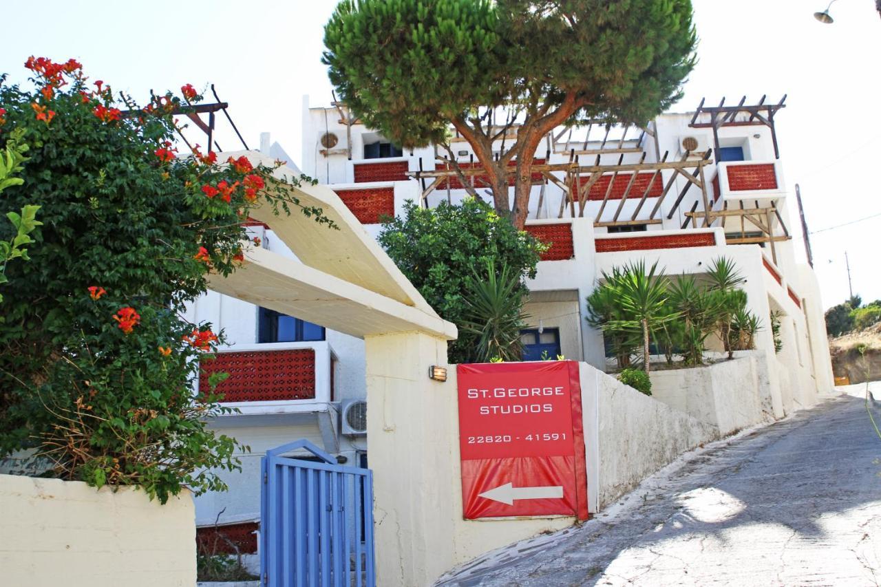 St George Studios & Apartments Batsi  Luaran gambar